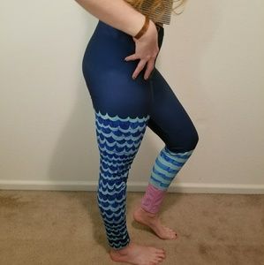 Water sport leggings